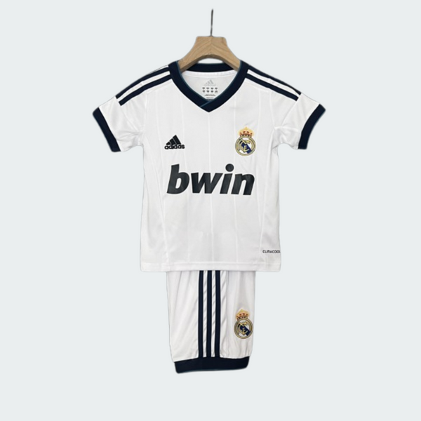 Kit Infantil Retrô Real Madrid I 12/13