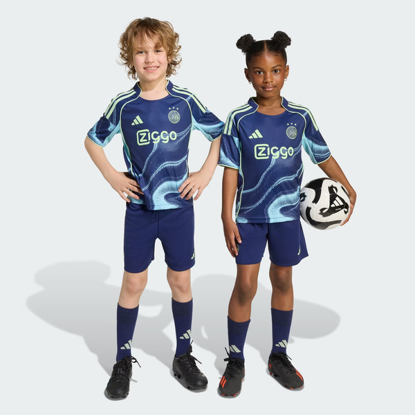 Kit Infantil Ajax II 25/26